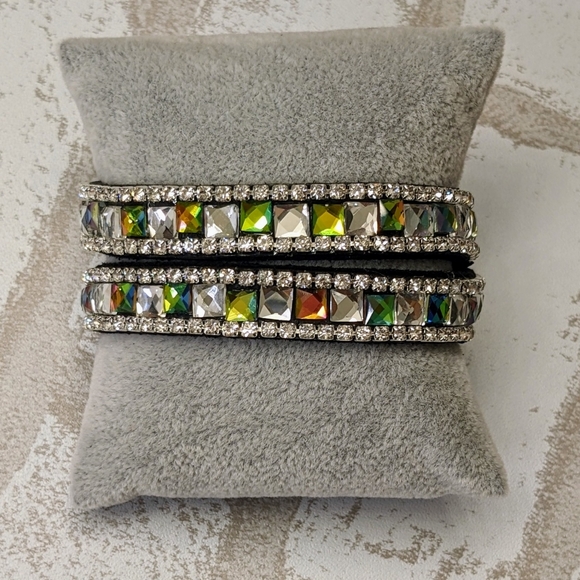 B36 Holo Silver Metallic Crystal Rhinestone Wrap Bracelet Large Silver Rainbow - Picture 12 of 16